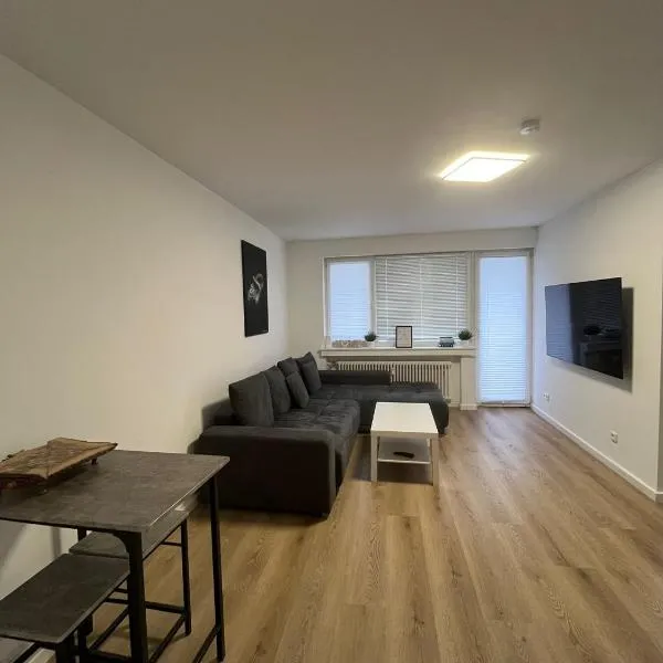Viesnīca Zentrales und renoviertes Apartment nähe Medienhafen mit Balkon Diseldorfā