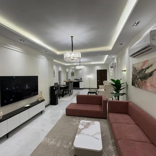 Super Luxury Private Complex Apt In New Cairo, Hotel in New cairo