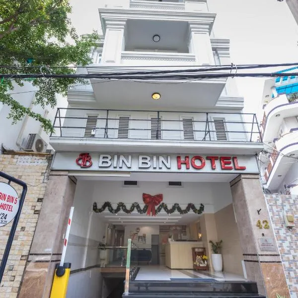 Bin Bin Hotel 5 - Near Lotte Mart D7, hotelli Hồ Chí Minhin kaupungissa