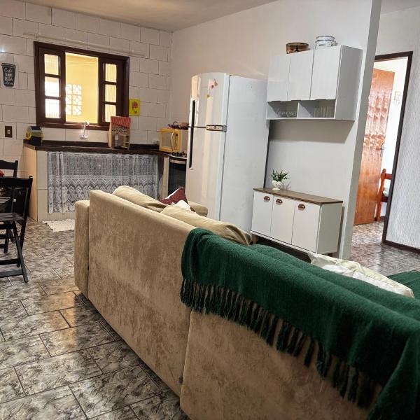 Amplo apartamento próximo ao mar, Praia de Leste