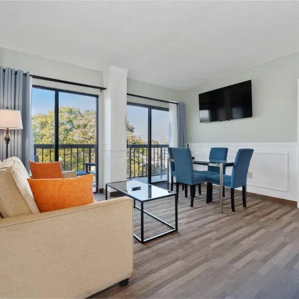 ऑरलैंडो में, होटल Tranquil Garden View 2 Bed 2 Bath Balcony Condo 7 Min to Universal