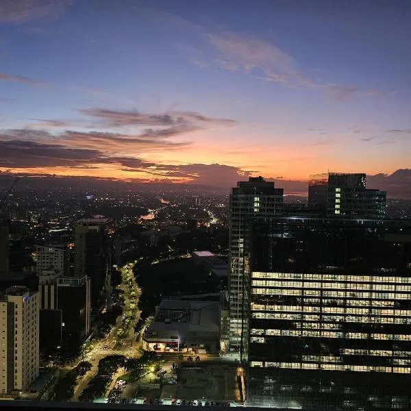 35th Prime Staycation BGC, Hotel in Manila