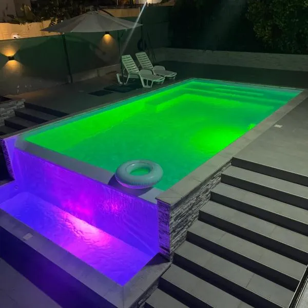 Appartement avec piscine, ξενοδοχείο σε Le Lamentin