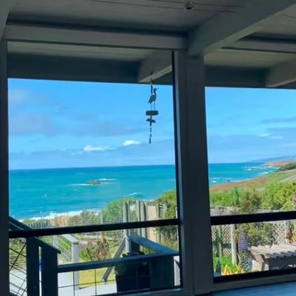 Bodega Bay Magical Ocean Front w/Amazing View!, хотел в Бодега Бей