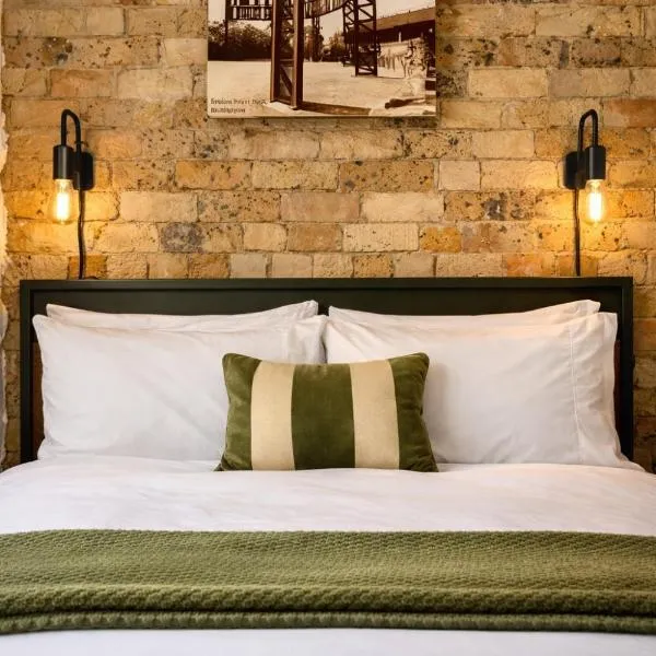 Balmain Village Retreat AC Free Street Parking City 3km、シドニーのホテル