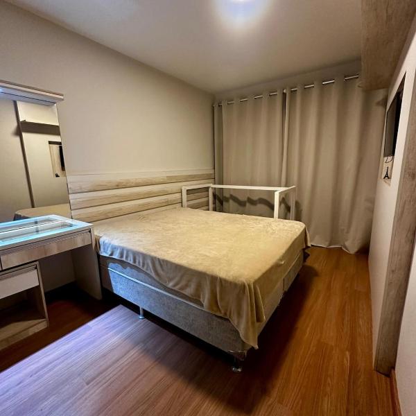 Casa inteira próxima ao Jardim Botânico - 3 quartos - Foto 2