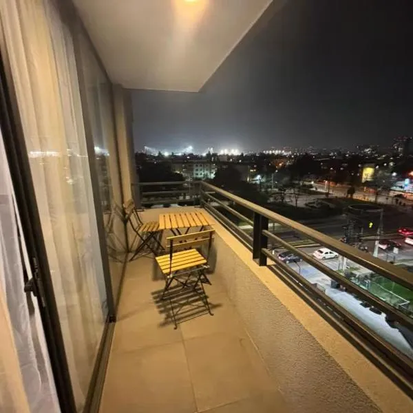 Departamento Amoblado Ñuñoa、サンティアゴのホテル