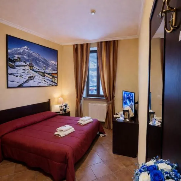 Hotel Oberje Dla Viere, hotel em Oulx