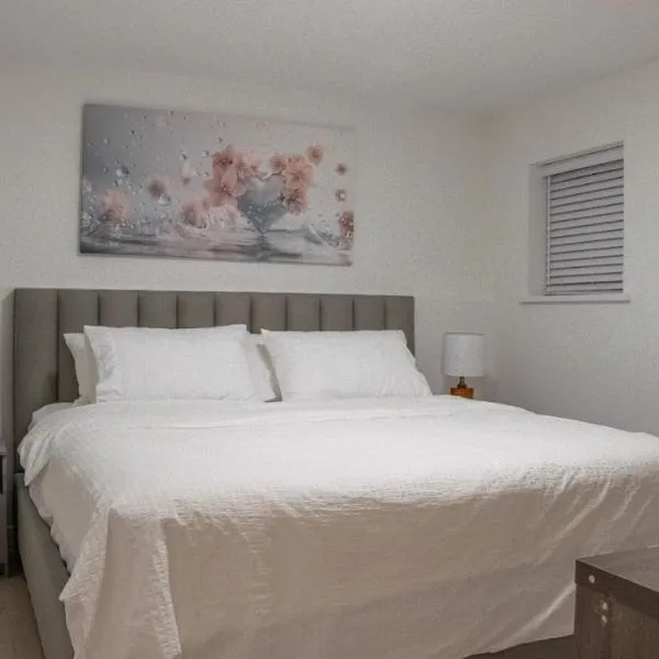 4615 Inverness Street Vancouver, King And Queen sizes 2 Bedrooms Suite with Private Entry, hotel a Vancouver