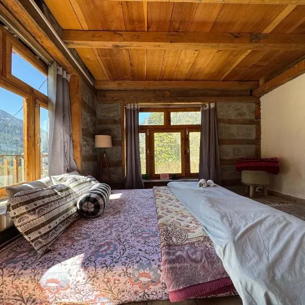 Enter The Wild, hotel en Kalgha