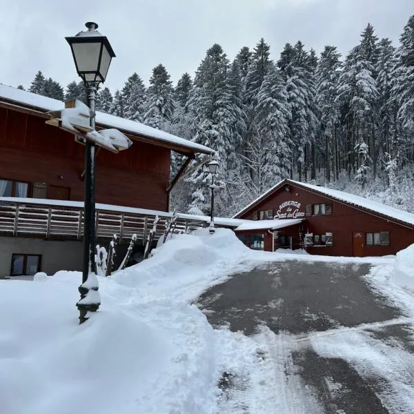 Auberge du Saut des Cuves, готель у місті Ксонрю-Лонжмер