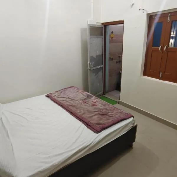 Devaadhis Palace 40 Meter Ram Mandir, hotel in Ayodhya