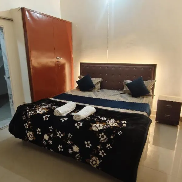 Devaadhis Palace 40 Meter Ram Mandir, hotel en Ayodhya