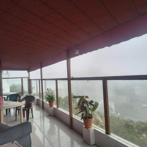 The Skyview Point Resorts, hotelli kohteessa Yercaud