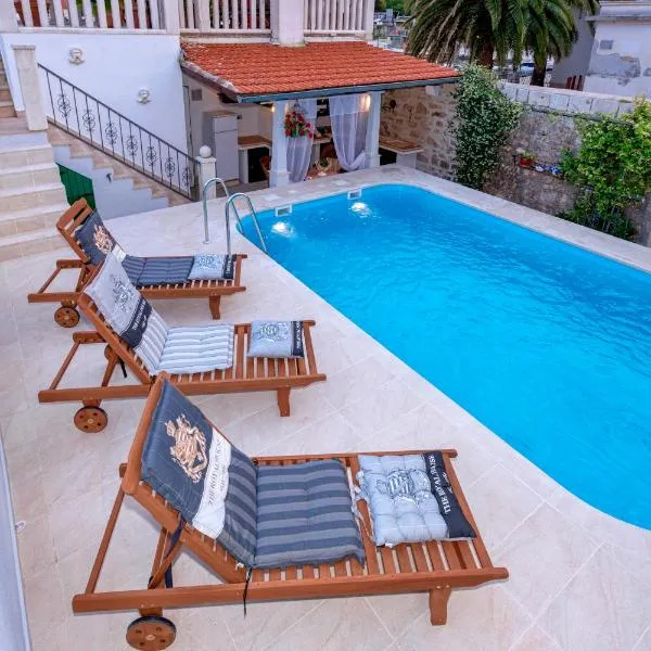 Villa Radovani Jelsa Hvar, מלון בילסה