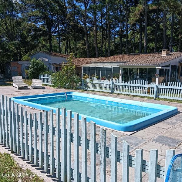 Casa em Tramandaí dentro de condomínio com área de uso comum na beira da lagoa do armazém a 4,5 km da beira mar - Foto 4