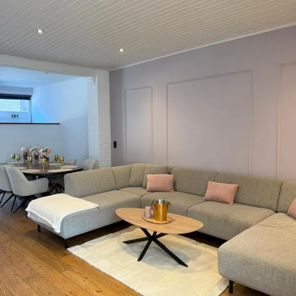 Nieuwe vakantiewoning in Brugge, hótel í Brugge