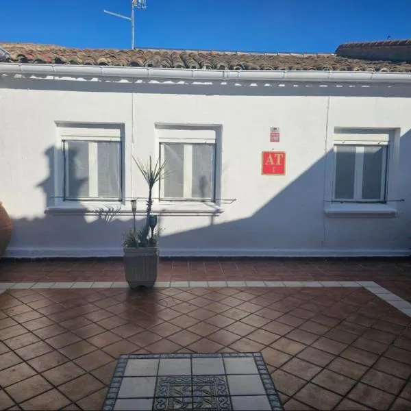 Casa Rural "AMARA" Bardenas, hotel em Valtierra