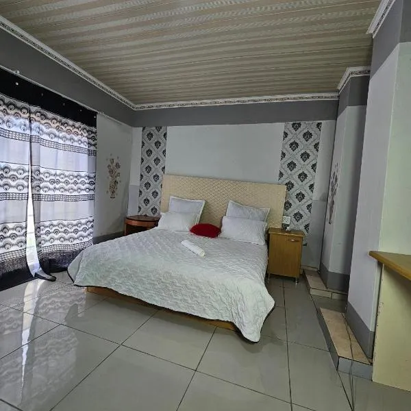 Turfloop guest house, viešbutis 