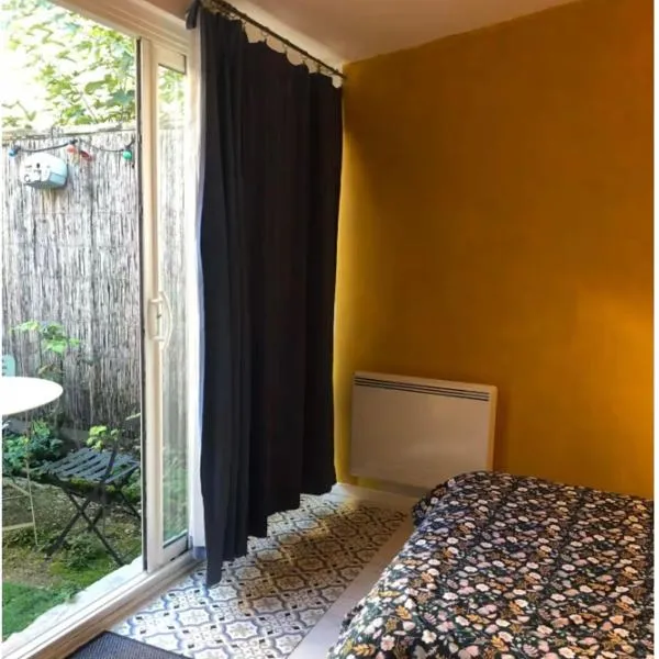 Grande chambre avec salle de bain privative, hotel i Cadillac