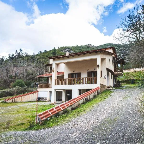 Michel Studios, Hotel in Kalavryta