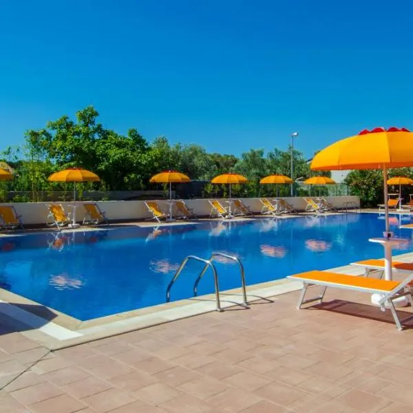 Residence Villaggio Alemia, hotel in Cropani