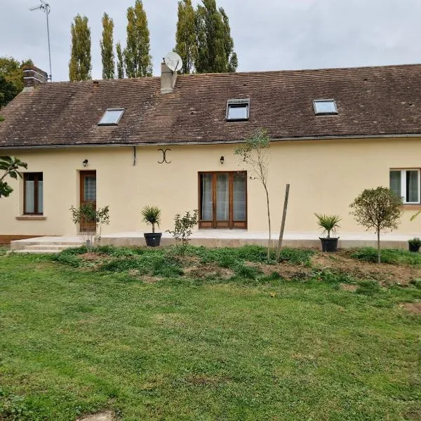 Maison Le Thuau, hotel in Sargé-lès-Le Mans