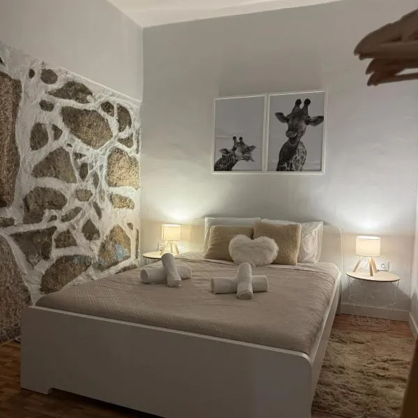 Adoria GuestHouse, готель у місті Adoria
