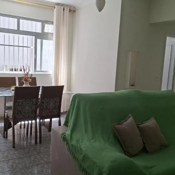 Apto 450m da praia, 2 quartos, hotel di Guarujá