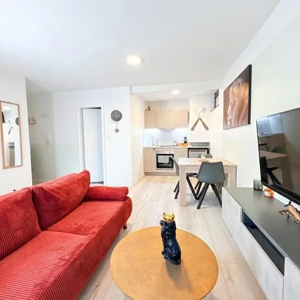 Chic & Cosy - Schiltigheim - Parking included, hotel v destinaci Schiltigheim