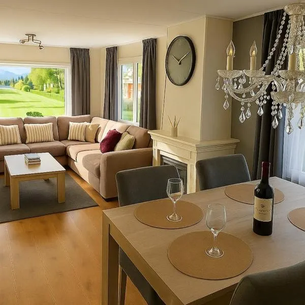 Moonlight Nature Holiday Home, hotel a Westergeest
