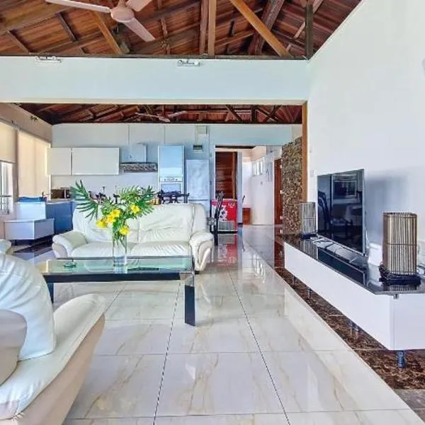 Holiblue, hotel en Blue Bay