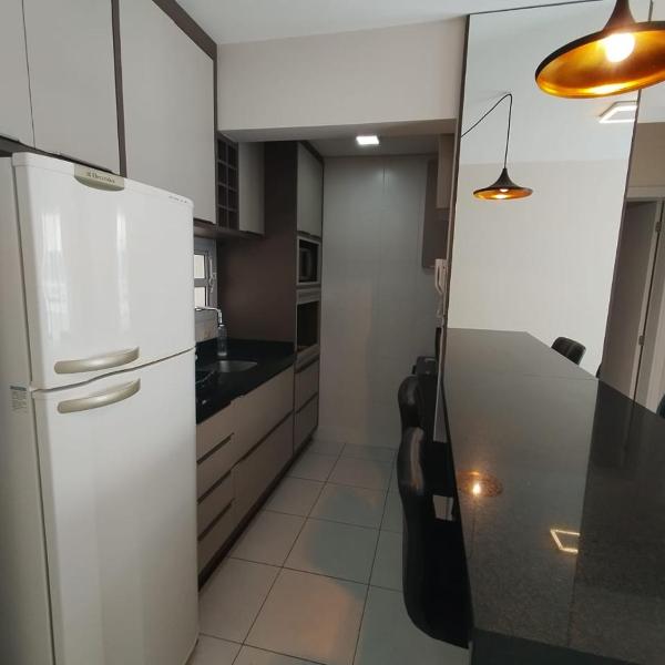 Um quarto, com ar, vaga coberta, piscina no condomínio - Foto 5