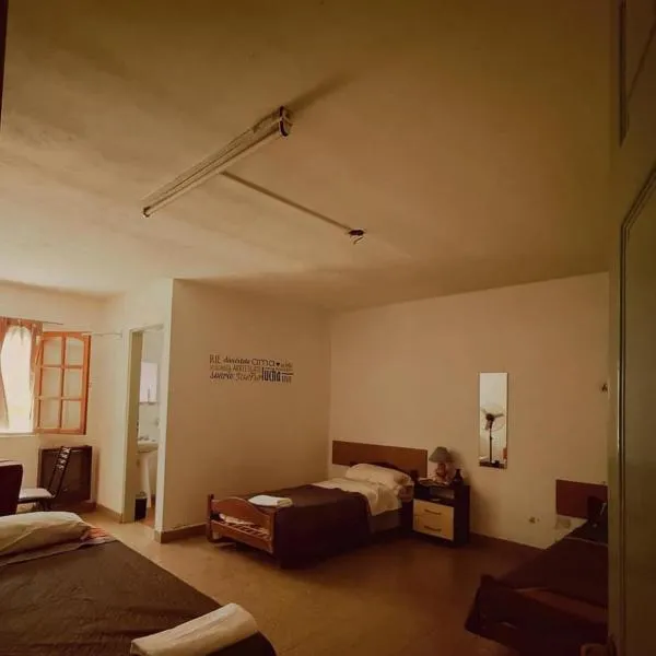 Bracco、チョス・マラルのホテル