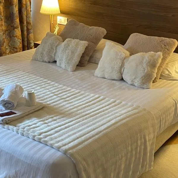 Hôtel du Commerce, hotel en Semur-en-Auxois