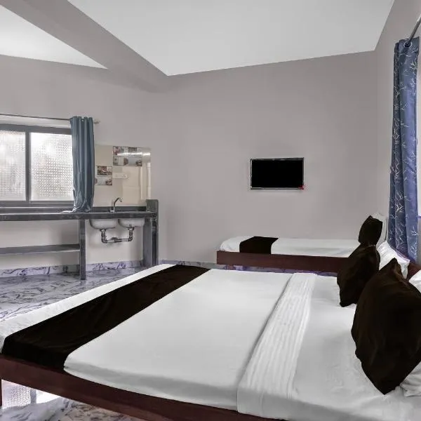 Hotel O Thivim Railway Station Formerly Silverline Villa – hotel w mieście Advolpale