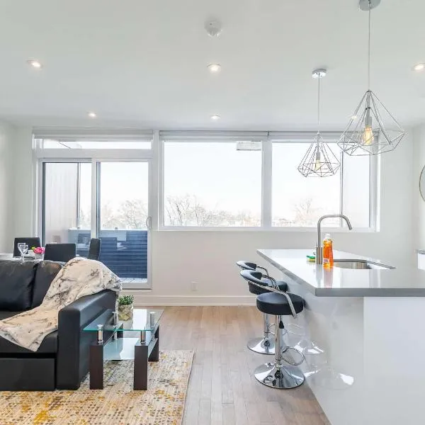 Private unit near High Park FIFA World Cup, hotel din Toronto