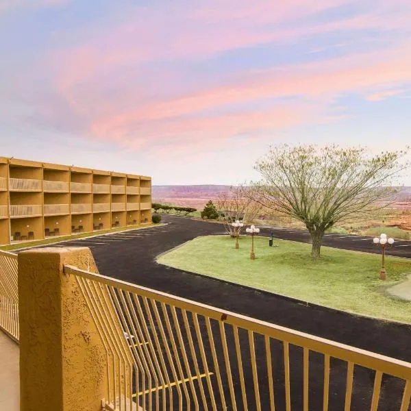Scenic View Inn - Lake Powell - Page AZ, hotel v mestu Page