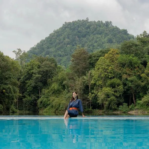Home Phutoey River Kwai Hotspring & Nature Resort, hotel a Sai Yok