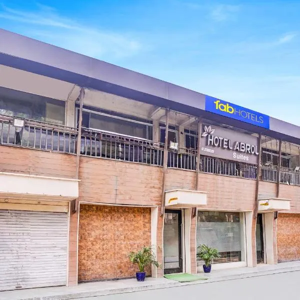 FabHotel Abrol Suites，孟買的飯店
