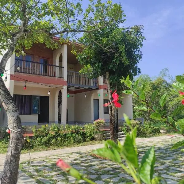 Tổ Homestay, khách sạn ở Tân Phú