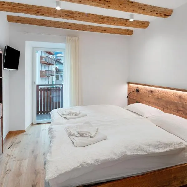 Casa Patty Moena – hotel w mieście Moena