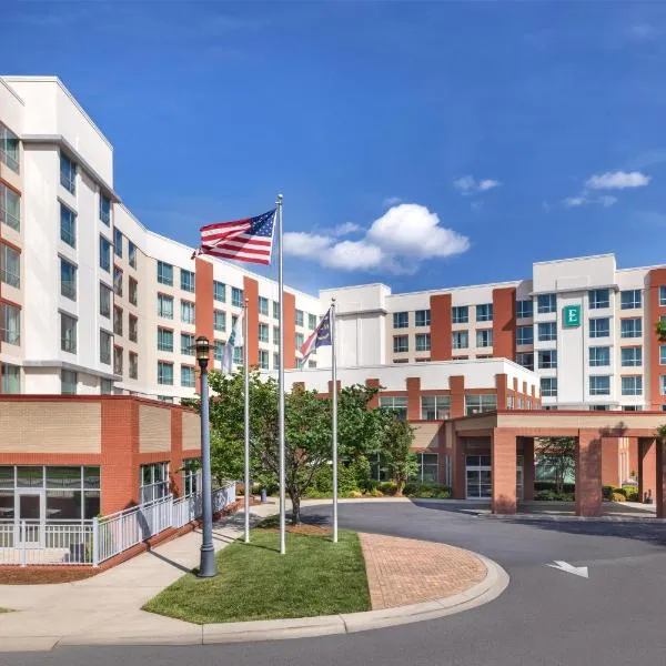 Embassy Suites Charlotte/Ayrsley, hotel en Charlotte