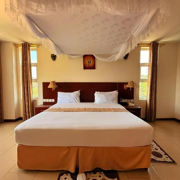 Isamilo Grand Hotel, hotel Mwanzában