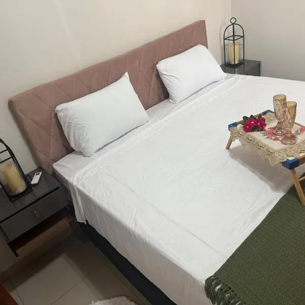 Linda casa e aconchegante próx ao lago Diacuí, hotel v destinaci Jataí