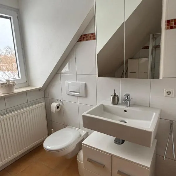 Ferienwohnung mit Küche und Bad, hotel em Hollenbach