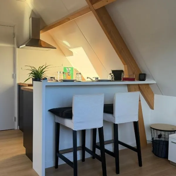 Top appartement in prachtige hart van Nederland Kortenhoef – hotel w mieście Kortenhoef