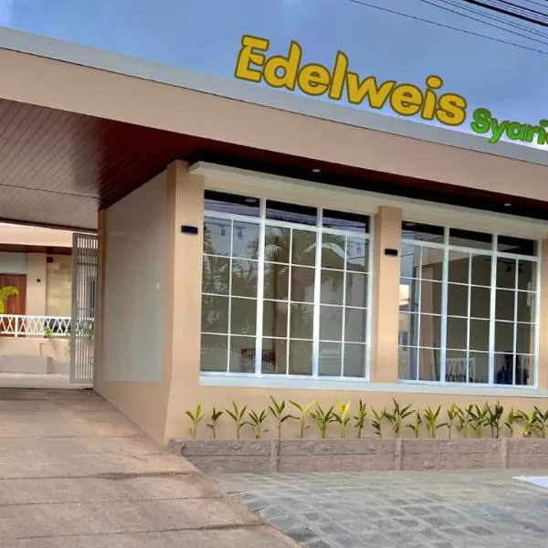 Edelweis Syariah Near Sultan Muhammad Kaharuddin Airport โรงแรมในซุมบาวา เบซาร์