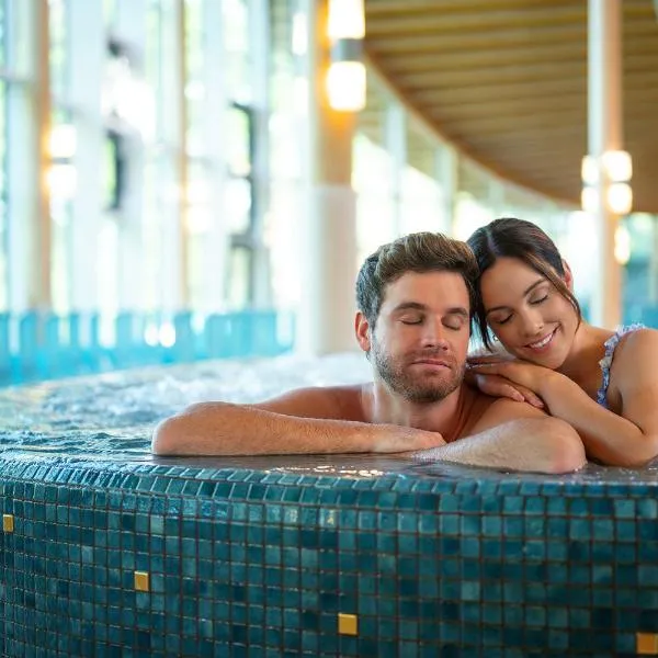 Hotel Sole Felsen Welt، فندق في غموند