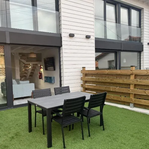 Apartamentos Catamarán Azul, hotel din Suances